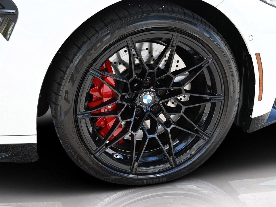 2025 BMW M4