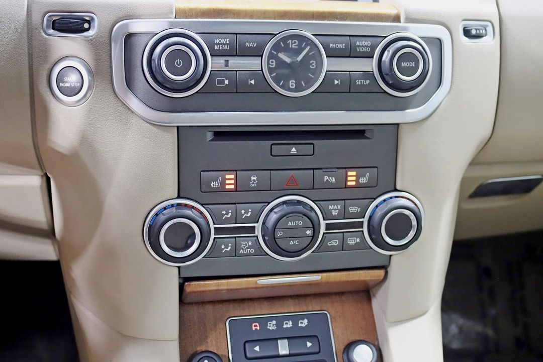 2016 Land Rover LR4
