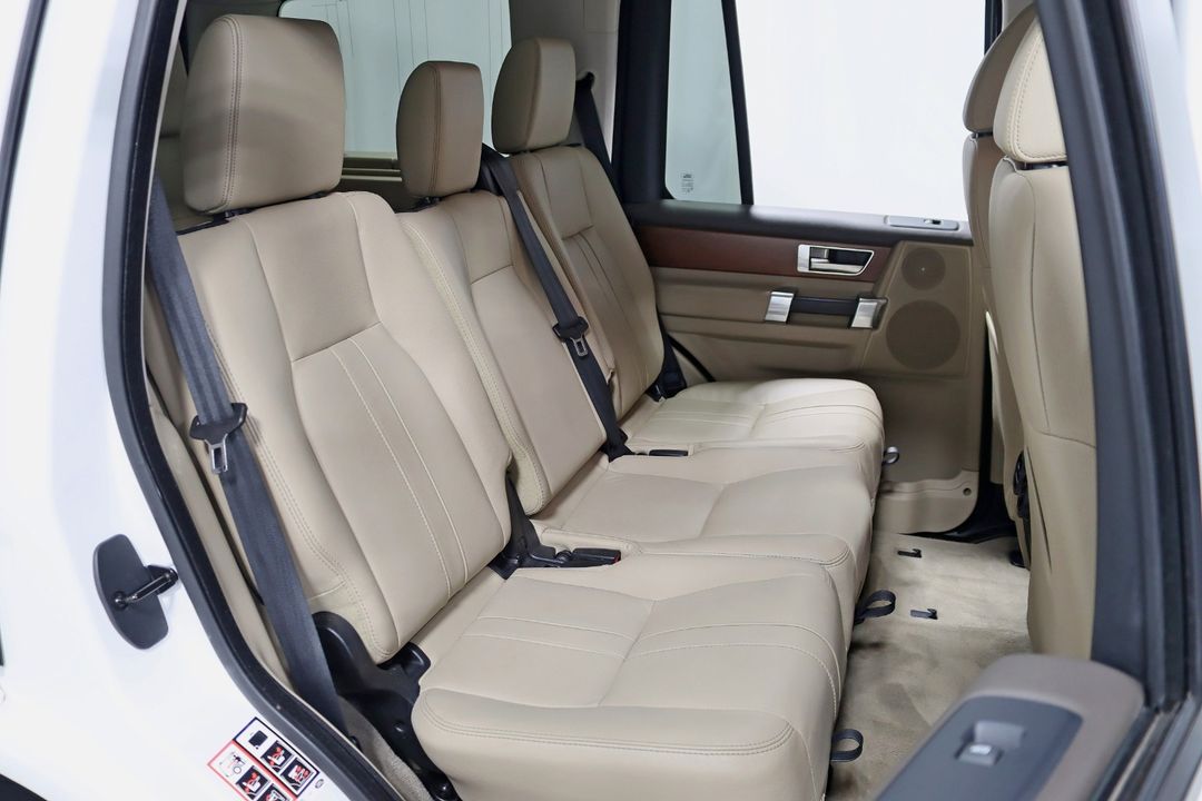2016 Land Rover LR4