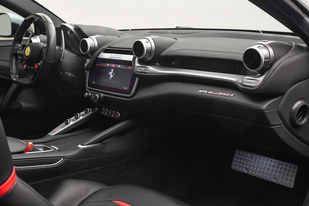 2018 Ferrari GTC4Lusso