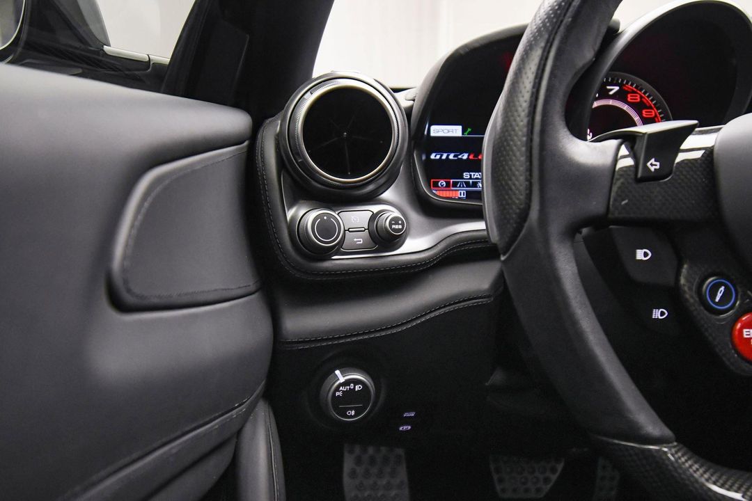 2018 Ferrari GTC4Lusso