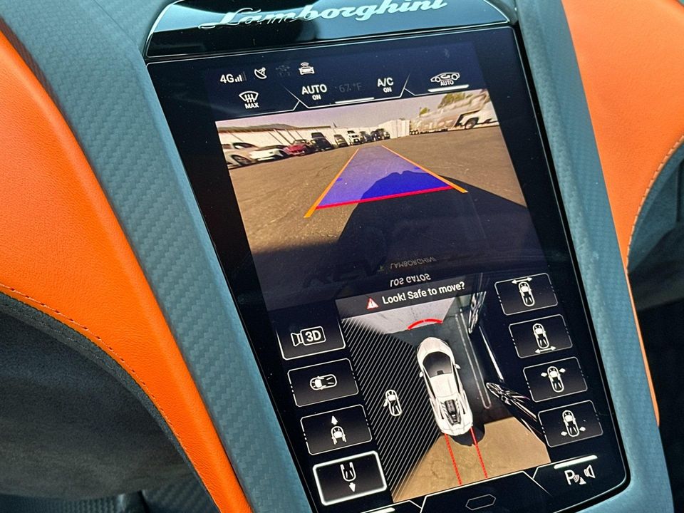 2024 Lamborghini Revuelto