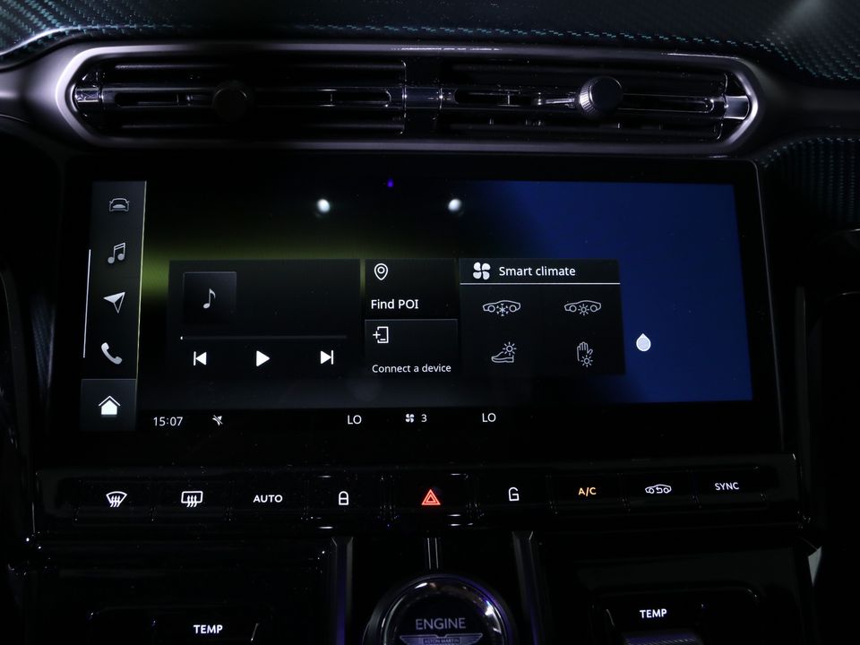 2025 Aston Martin Vantage