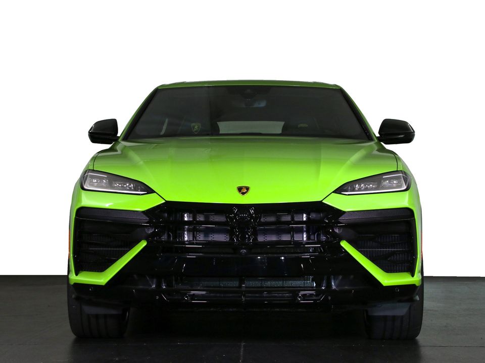 2025 Lamborghini Urus SE