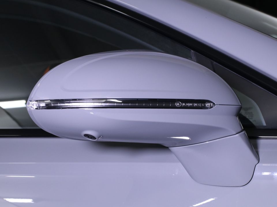 2025 Bentley Flying Spur