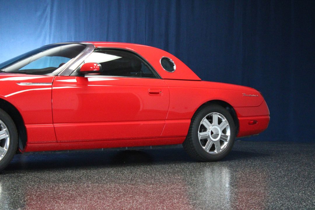 2005 Ford Thunderbird