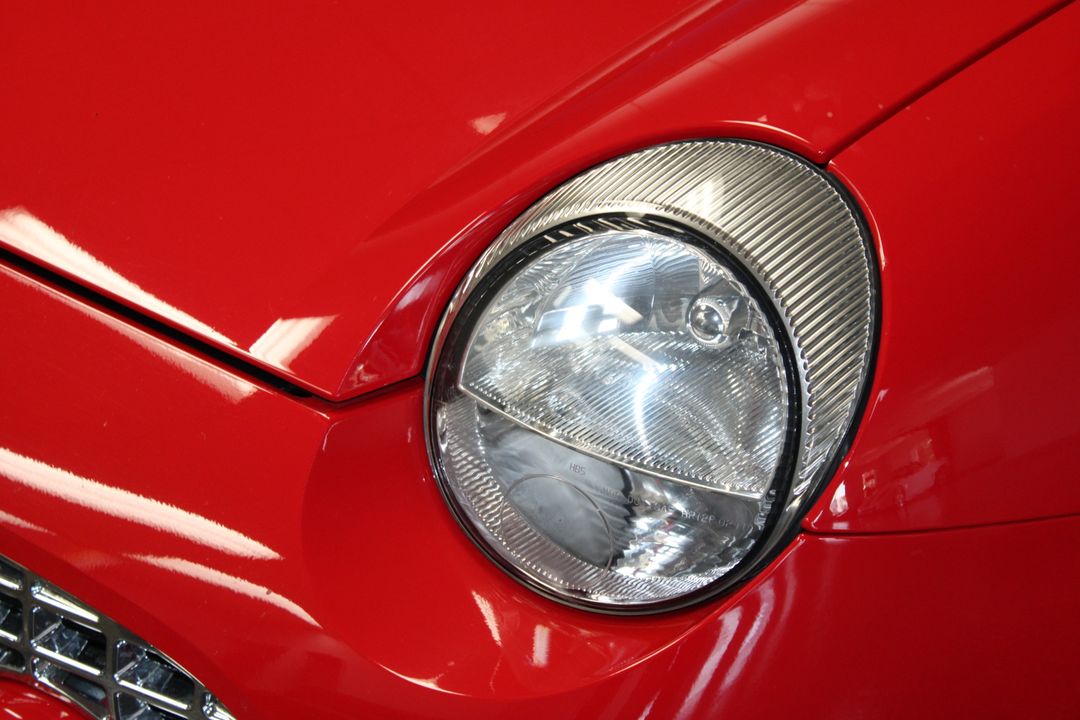 2005 Ford Thunderbird