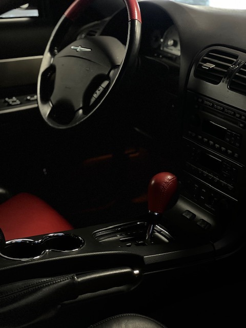 2005 Ford Thunderbird