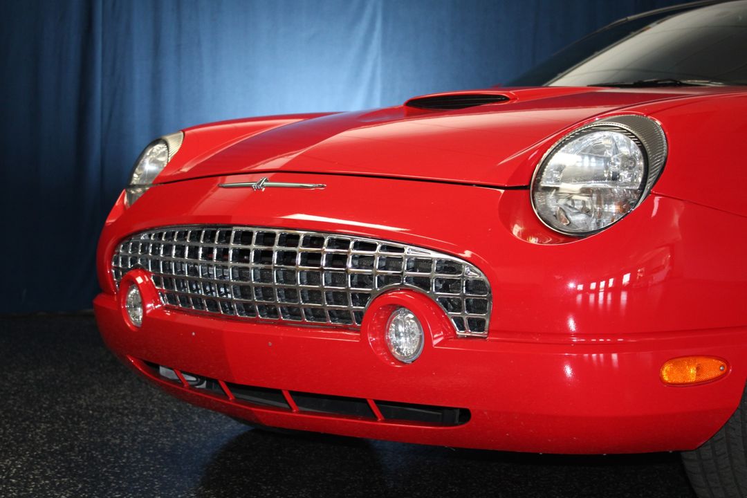 2005 Ford Thunderbird