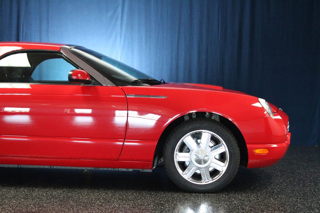 2005 Ford Thunderbird