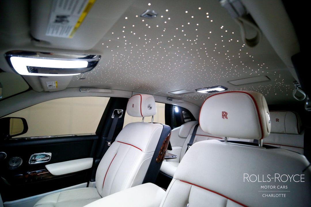 2019 Rolls-Royce Phantom