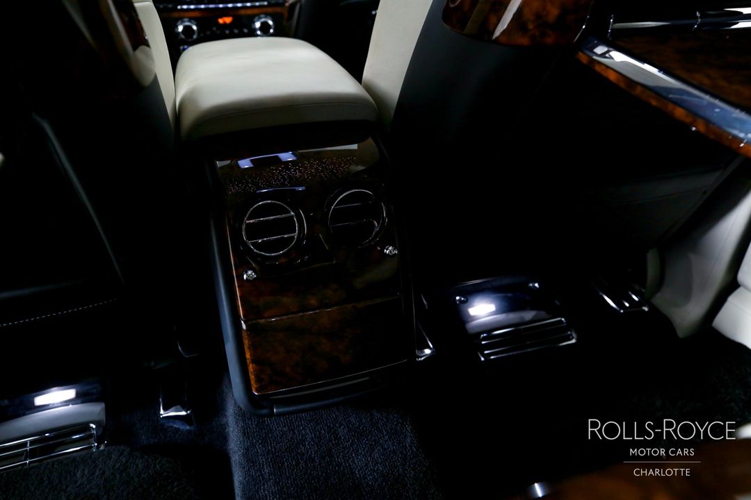 2019 Rolls-Royce Phantom