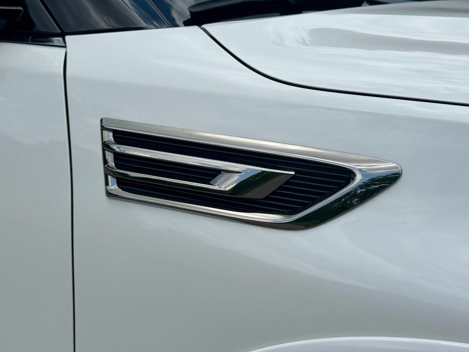 2023 INFINITI QX80