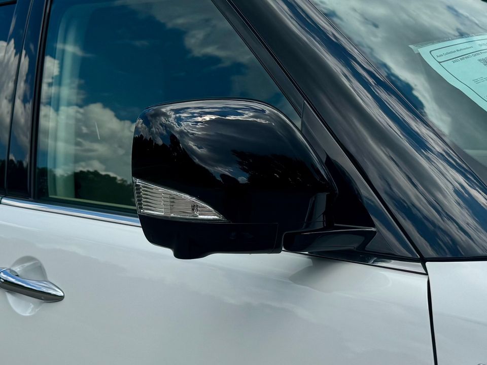2023 INFINITI QX80