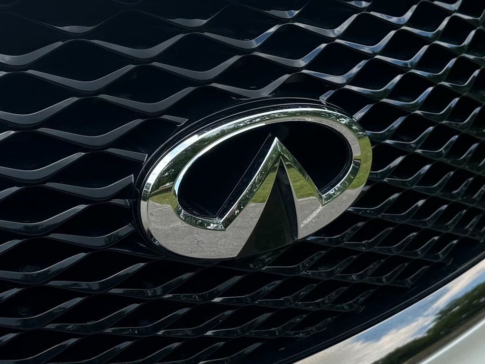 2023 INFINITI QX80