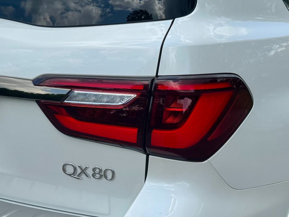 2023 INFINITI QX80