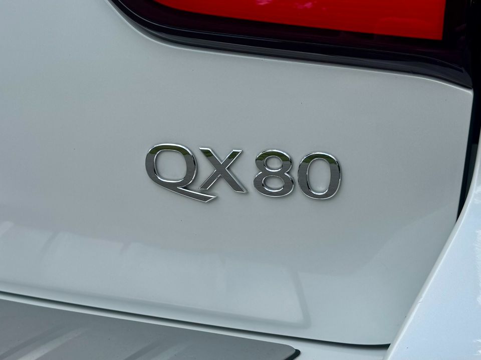 2023 INFINITI QX80
