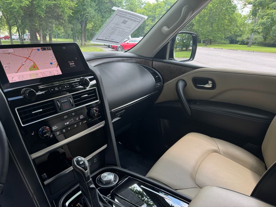 2023 INFINITI QX80