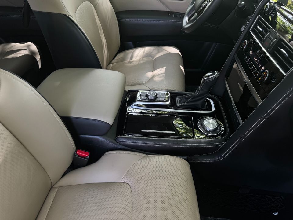 2023 INFINITI QX80