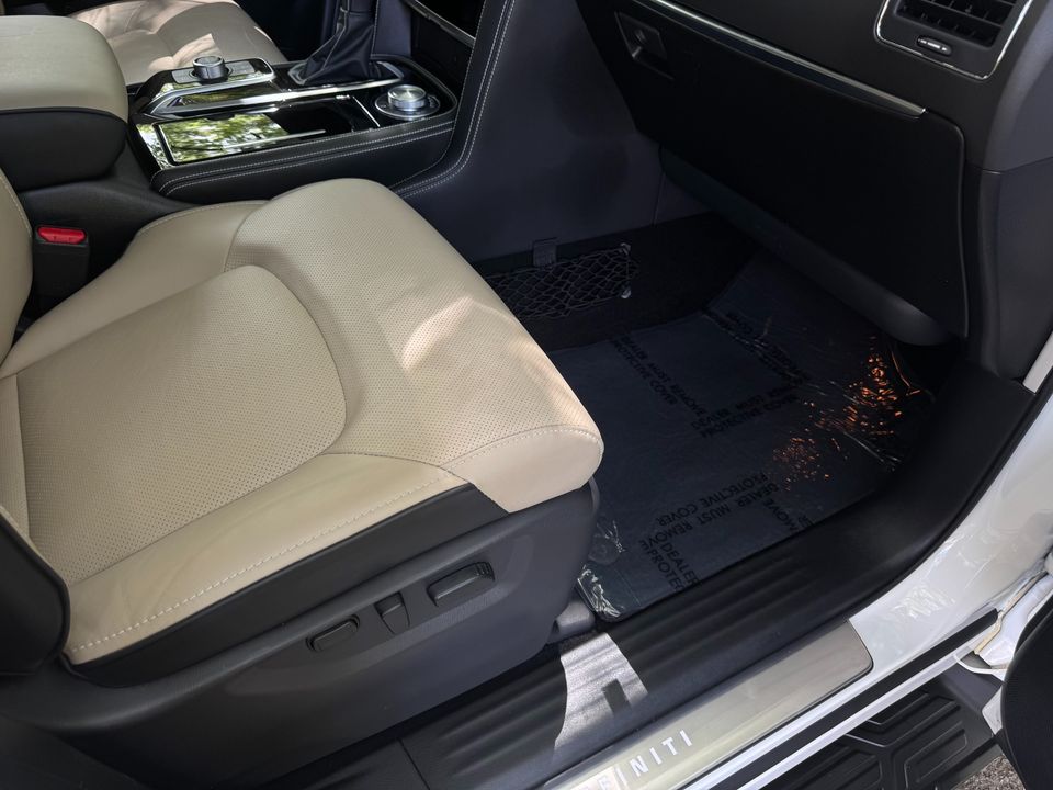 2023 INFINITI QX80