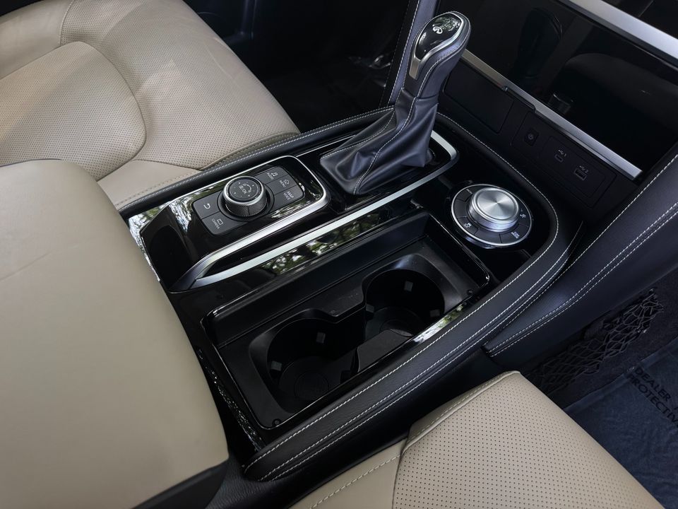2023 INFINITI QX80