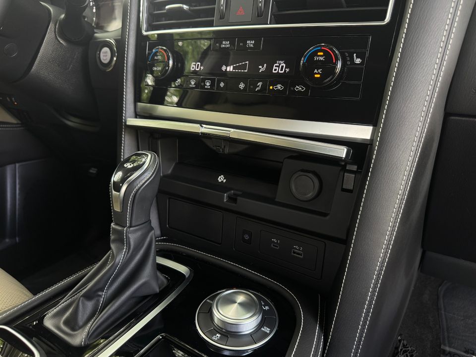 2023 INFINITI QX80