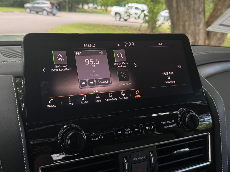 2023 INFINITI QX80