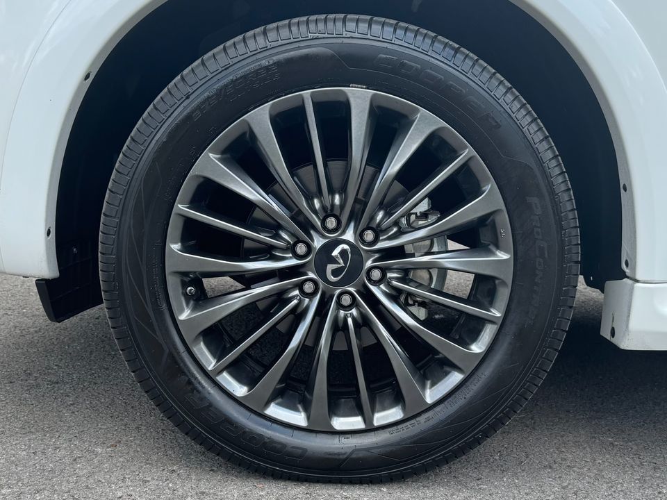 2023 INFINITI QX80