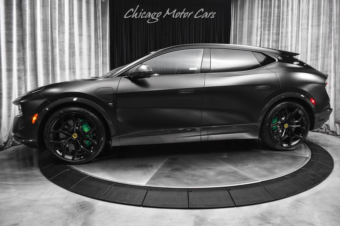 2025 Lotus Eletre Carbon