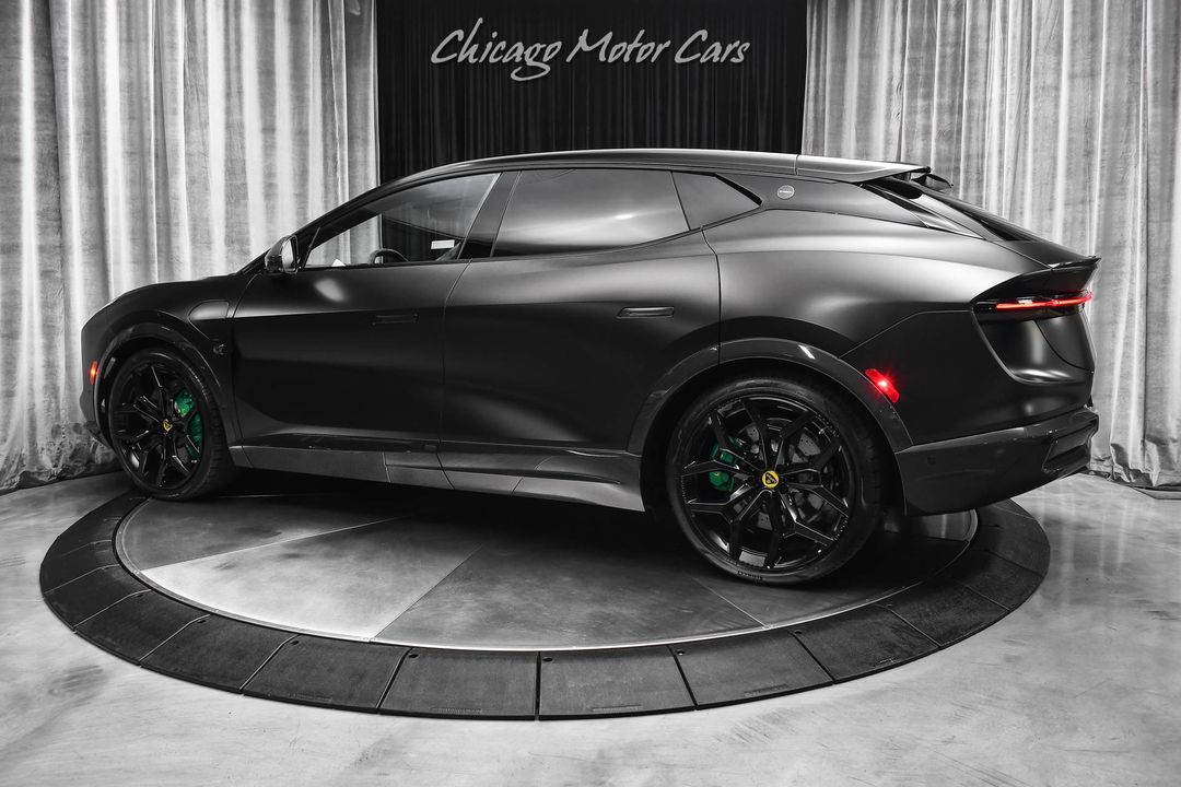 2025 Lotus Eletre Carbon