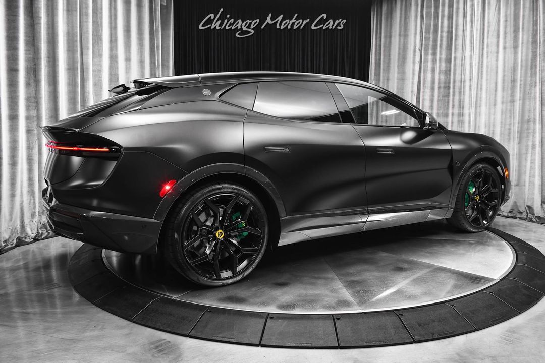 2025 Lotus Eletre Carbon