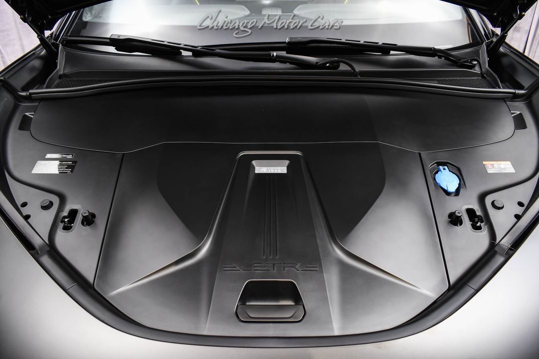 2025 Lotus Eletre Carbon