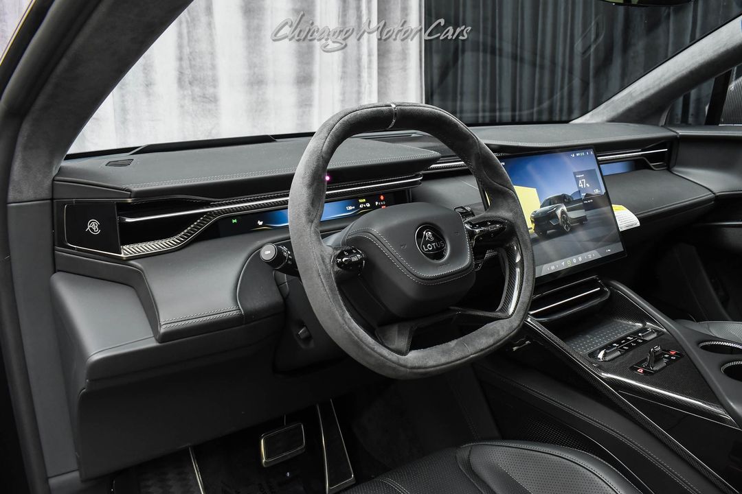 2025 Lotus Eletre Carbon