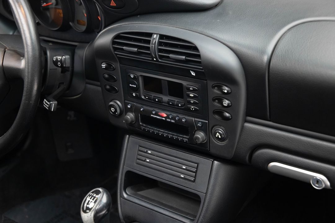 2002 Porsche 911 Carrera