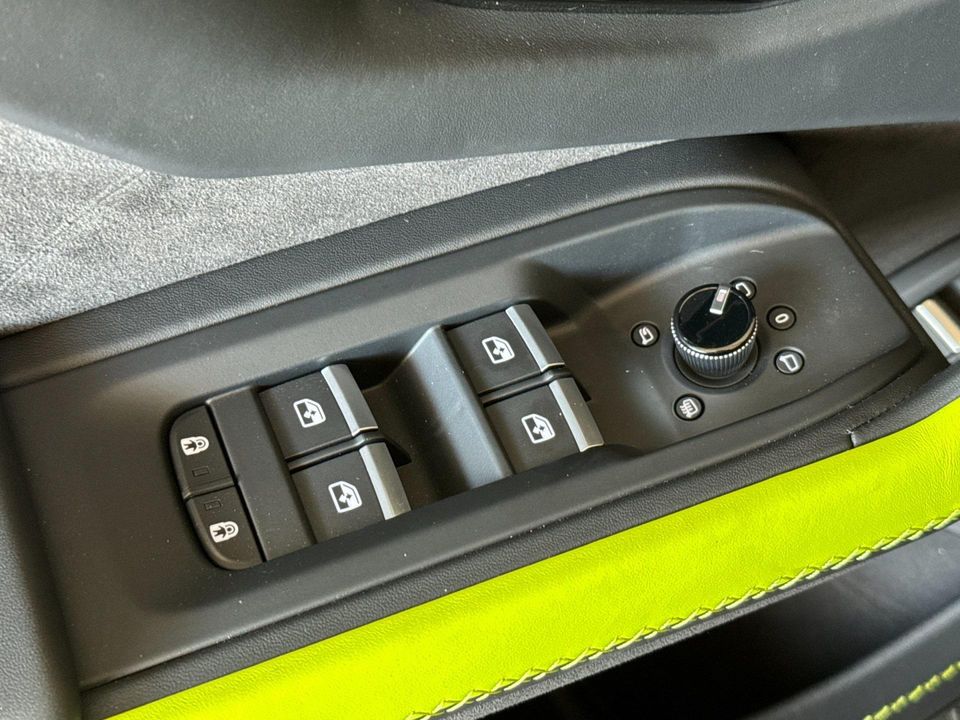 2025 Lamborghini Urus