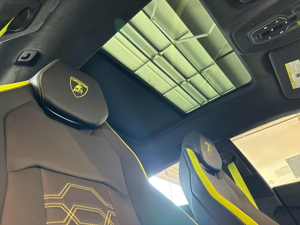 2025 Lamborghini Urus