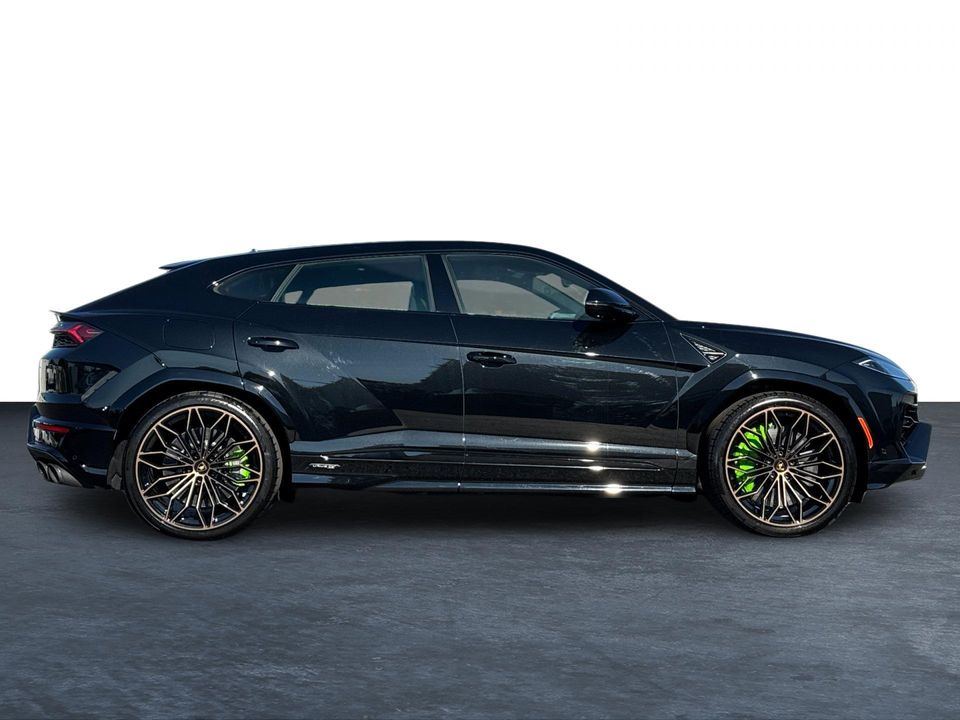 2025 Lamborghini Urus