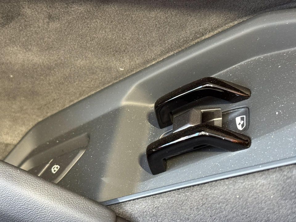 2025 Lamborghini Revuelto