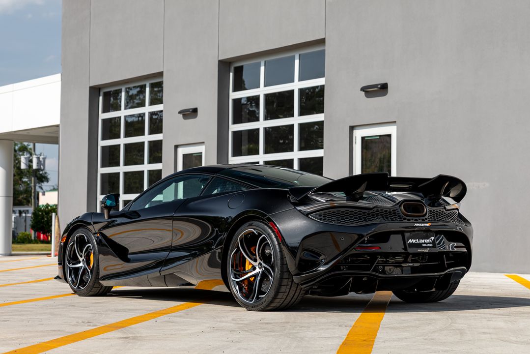 2024 McLaren 750S
