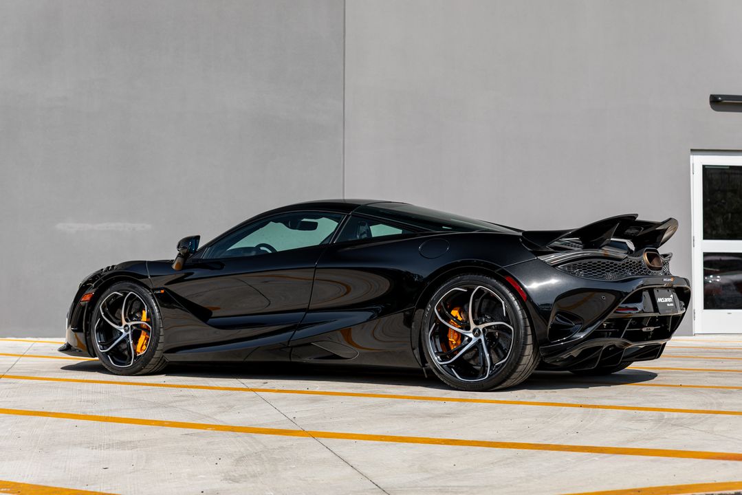 2024 McLaren 750S