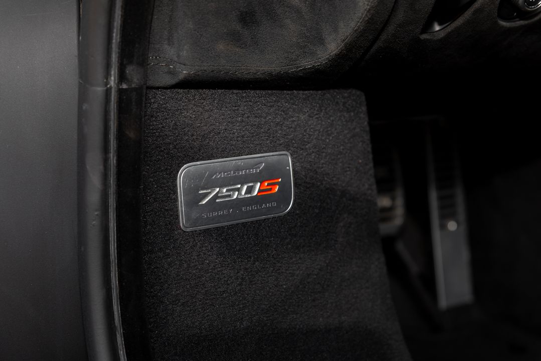 2024 McLaren 750S