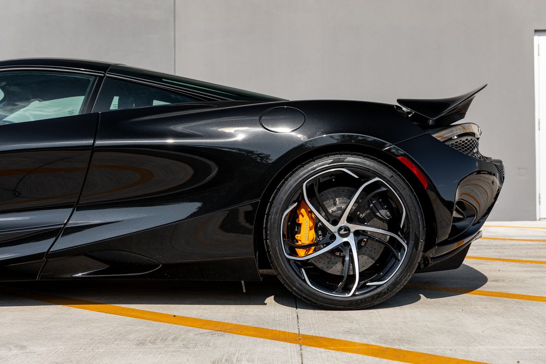 2024 McLaren 750S