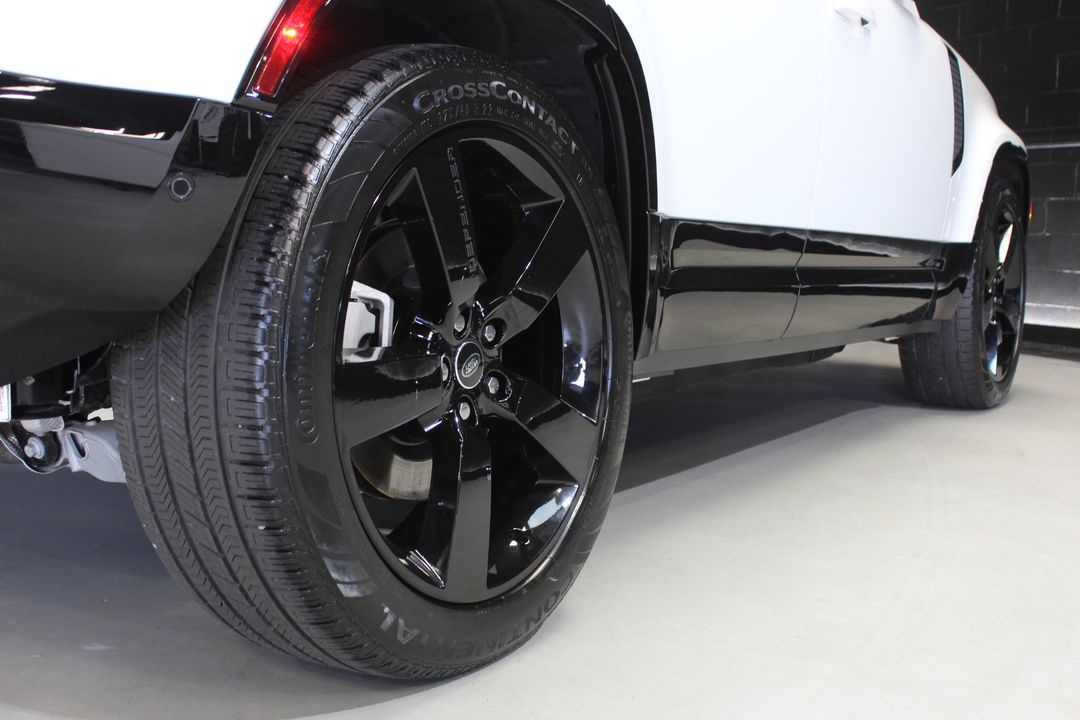 2025 Land Rover Defender
