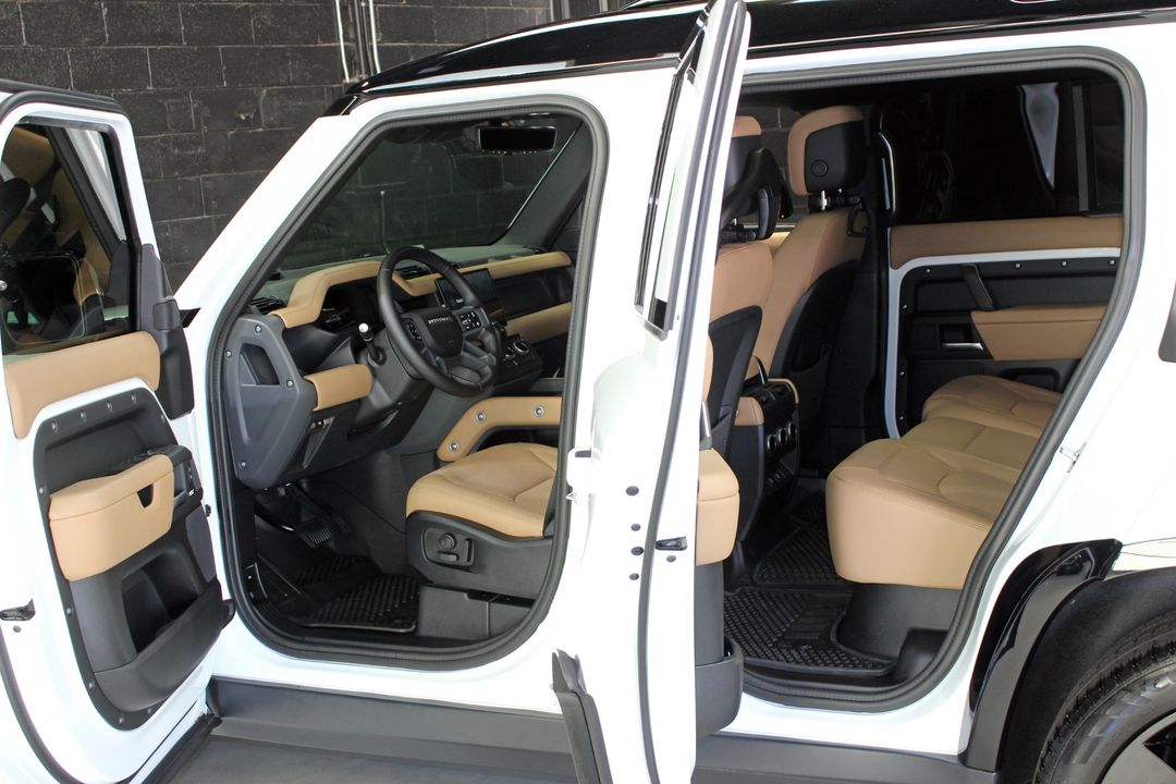 2025 Land Rover Defender