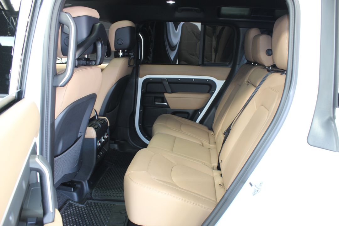 2025 Land Rover Defender