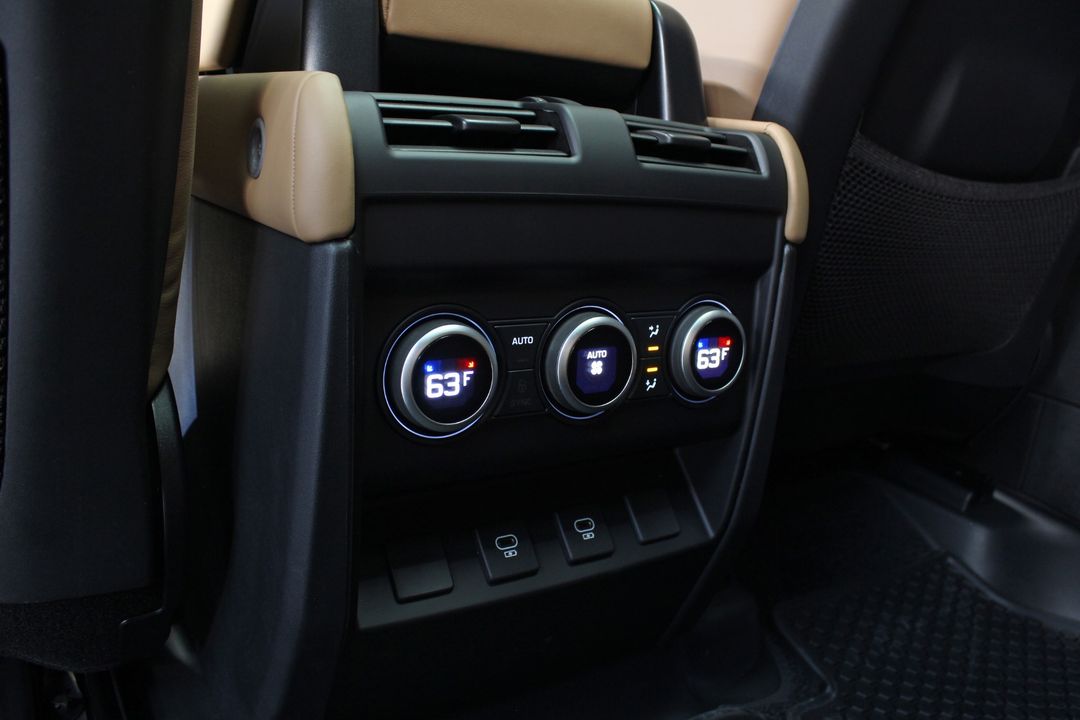 2025 Land Rover Defender