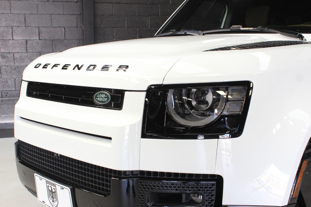 2025 Land Rover Defender