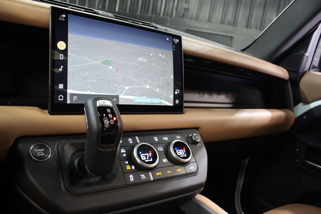 2025 Land Rover Defender