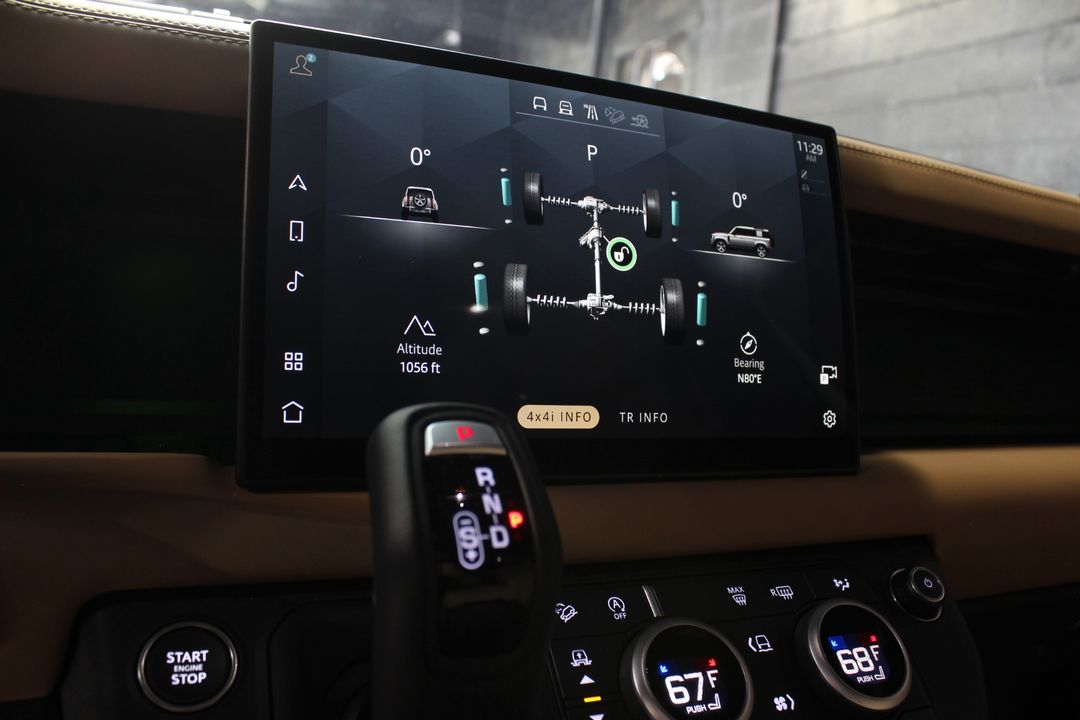 2025 Land Rover Defender