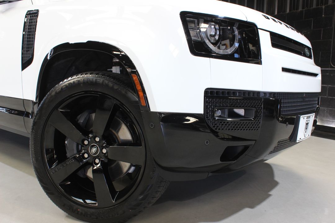 2025 Land Rover Defender